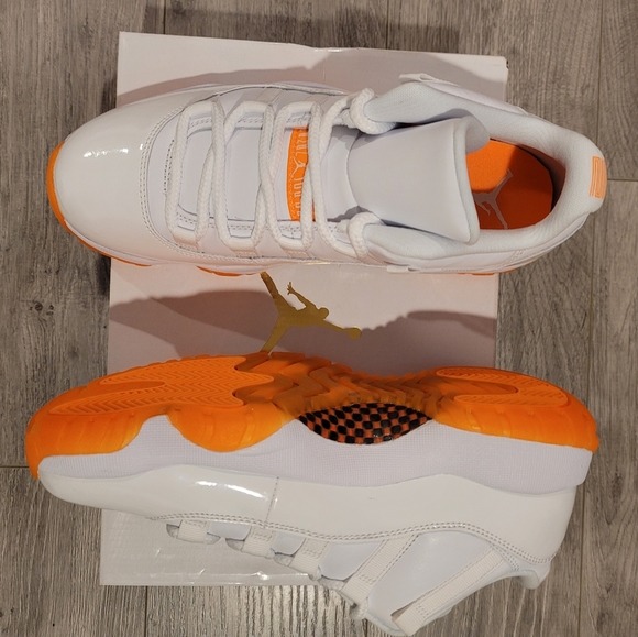 Jordan Retro 11 'Citrus' - Picture 2 of 4